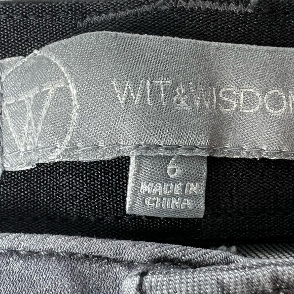 Wit & Wisdom Gray Distressed Ab Solutions Trouser Jean Pants - Picture 3 of 10